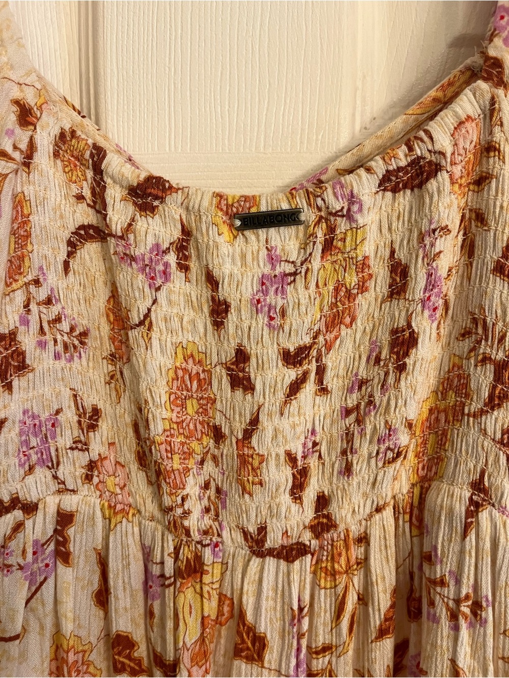 Billabong Cream Floral Puff-Sleeve Midi Dress - Picture 11 of 12